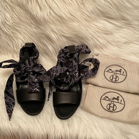 Hermes Shoes - Rare and Beautiful Hermes Scarf Sandals Black size 35.5